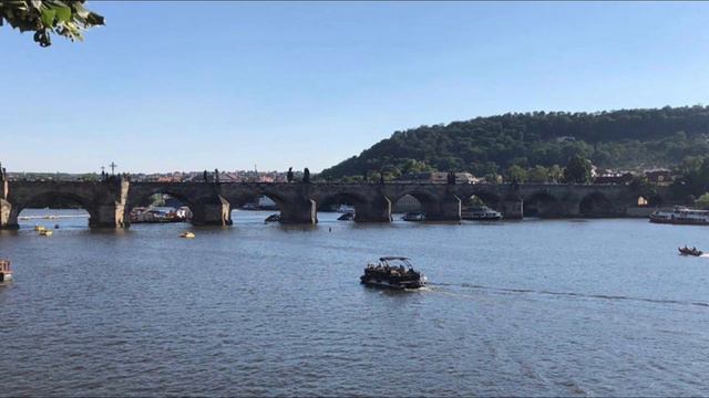 How to travel in Prague | Prague tourism strategy смотреть онлайн