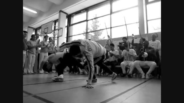 Capoeira CDO in Sofia with prof. Izol смотреть онлайн