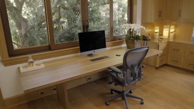 Inside James Bond's $100M Malibu Beach Home | On The Market | Architectural Digest смотреть онлайн