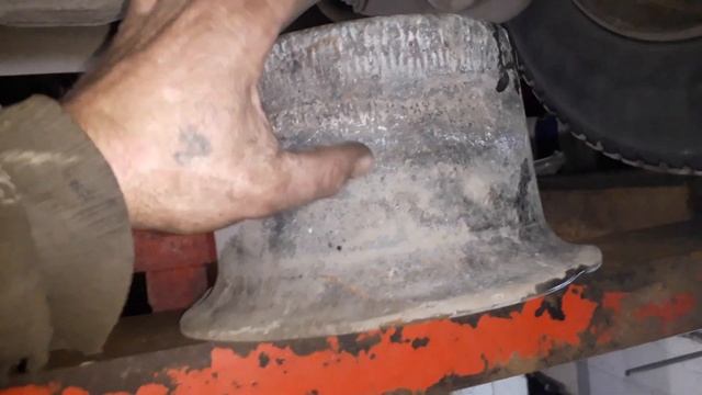 Ремонт стаканов под пневмо балоны мерседес 814 .1117 . смотреть онлайн