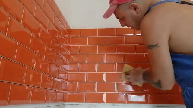 Эпоксидная двухкомпонентная затирка. Как с ней работать. Затираем фартук из "Кабанчика" смотреть онлайн