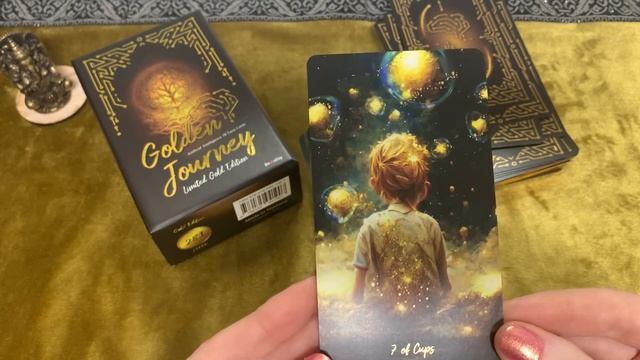 Новинка с Kickstarter!! Обзор колоды «Golden Journey Tarot»✨?✨Творчество Искусственного Интеллекта смотреть онлайн