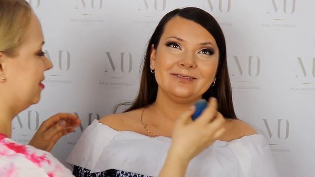 Tutorial z BOTANICAL MELODY Tune / CHAT makeup z modelką :-) смотреть онлайн