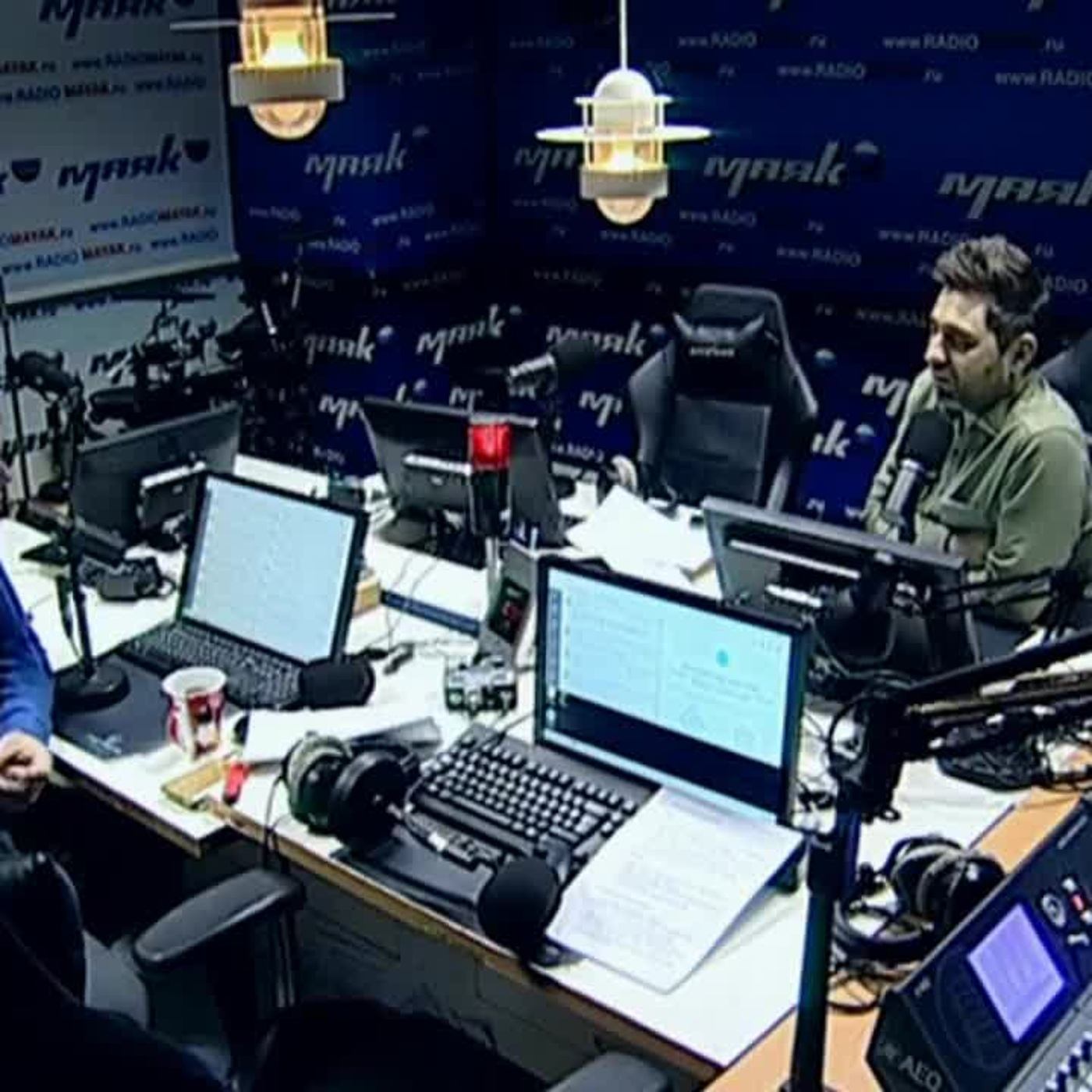 New Balance смотреть онлайн