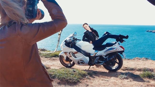 "Girls & Bike" Backstage смотреть онлайн