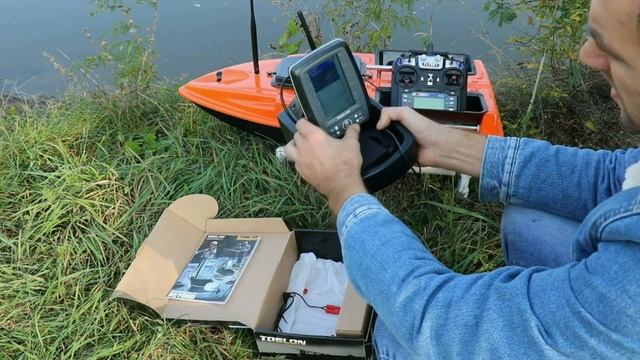 Обзор эхолота Тослон ТФ500 на кораблике CamaraD часть 1