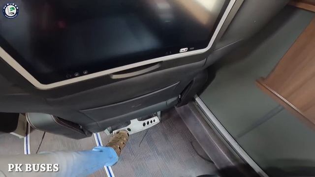 Faisal Movers First Multi Axle Yutong Master Double Glass Bus | 2 Doors | 8 Wheeler | PK BUSES смотреть онлайн