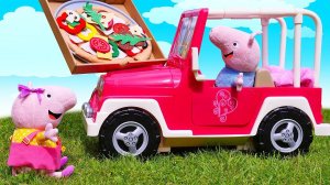 Свинка Пеппа и новая машина для семьи!  Видео для детей про игрушки Свинка Пеппа на русском языке
