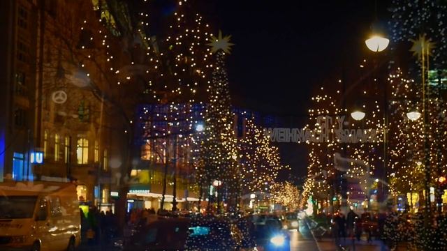 Christmas Markets in Charlottenburg and Amusement park at Alexanderplatz смотреть онлайн
