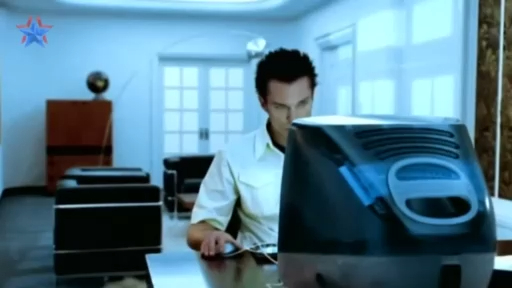 Cher - Strong Enough смотреть онлайн