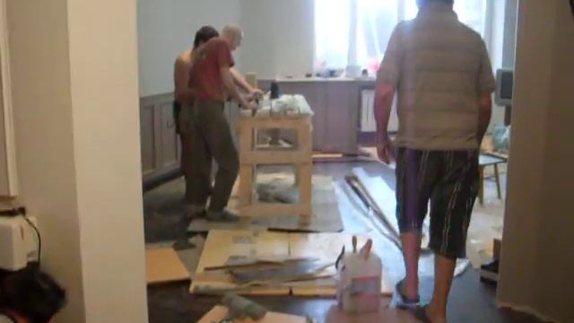 Ремонт: укладка паркета, плитки - в ванной, на кухне смотреть онлайн