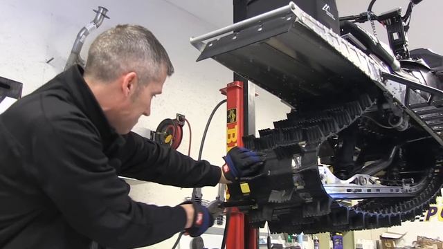 Remove your snowmobile sliders easily! PowerModz! смотреть онлайн