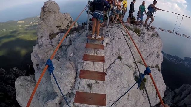 Ай петри подвесной мост смотреть онлайн