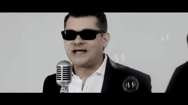 Akcent - Przez Twe Oczy Zielone (Oficjalny Teledysk) Napisy PL смотреть онлайн