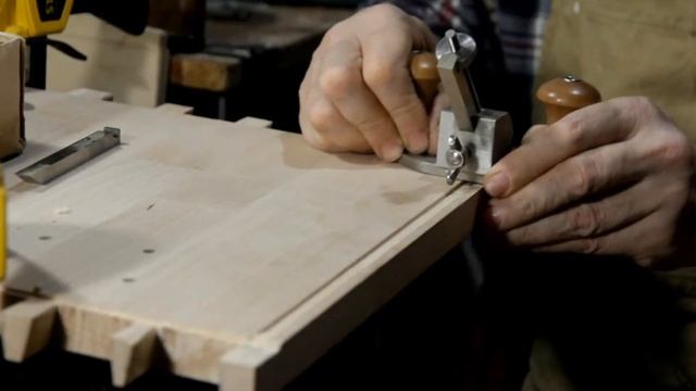 1.Короб для выдвижных ящиков. Столярка ручным инструментом. Столярка дома. смотреть онлайн