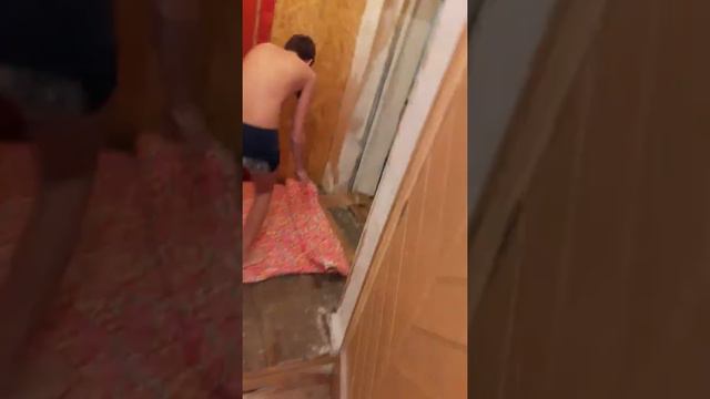 Как надо закаляться. В -19. 😂😂😂 смотреть онлайн
