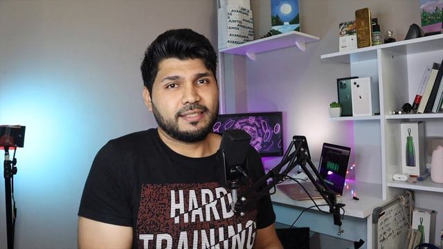 iPhone 11 Pro Max vs iPhone 13 - No GASTES tu DINERO 💸Comparativa de PANTALLAS смотреть онлайн