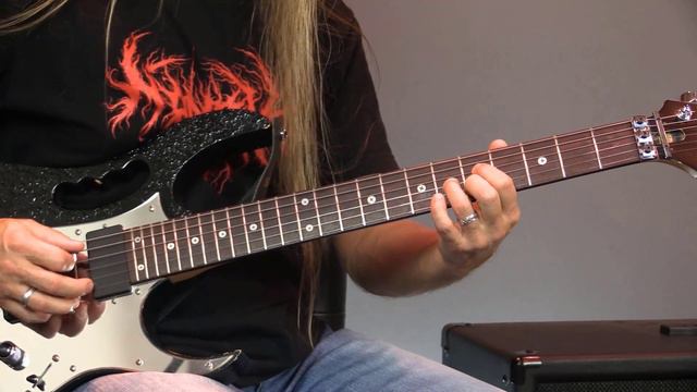 13 Riffs of Halloween 2019 | Psycho Killer | Talking Heads | Steve Stine Guitar Lesson смотреть онлайн
