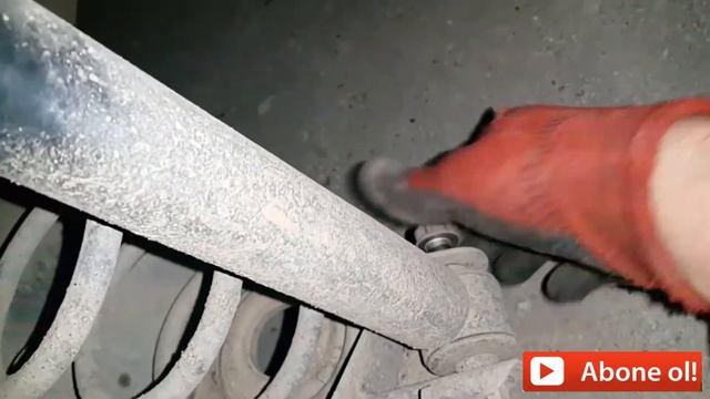 Hyundai Accent Era Arka Amortisör Değişimi || How to Change a Shock Absorber смотреть онлайн