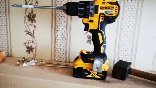 Дрель-шуруповёрт DeWALT DCD791 - кратенько по вдохновению