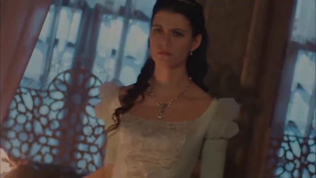 Kosem Sultan arguing with Hurrem Sultan смотреть онлайн