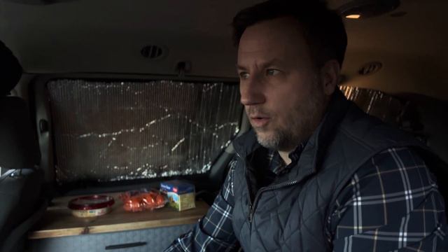 Tea Time in a Cheap Minivan Camper Van смотреть онлайн