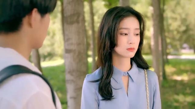 Крутит парнями, чтобы подзаработать денег смотреть онлайн