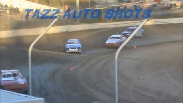 John Riley Crash Latrobe Speedway 1-1-13 смотреть онлайн