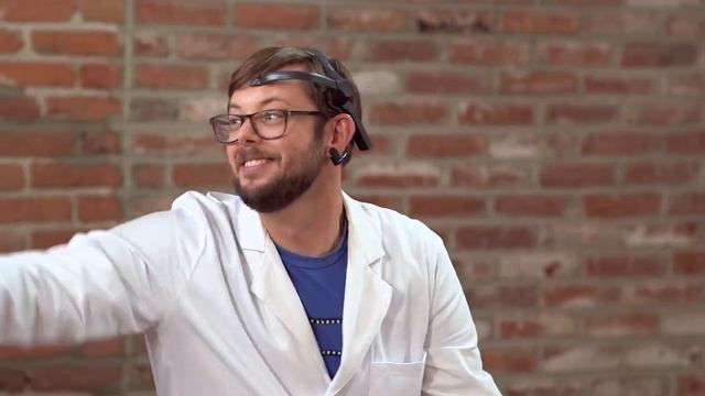Holiday Gadget Gift Guide: Mind-Controlled Helicopter, littleBits, Ollie | WIRED Gadget Challenge смотреть онлайн