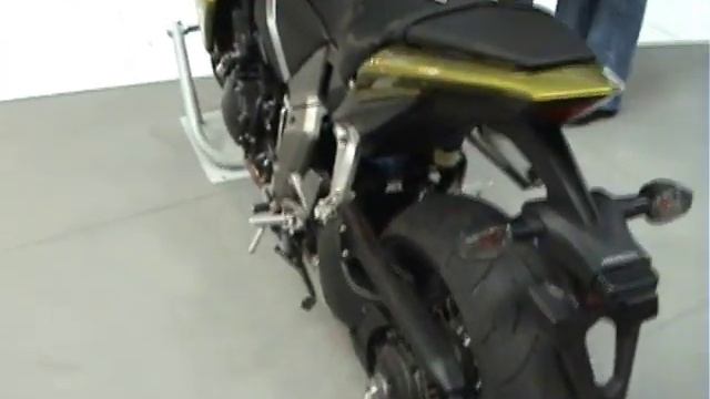 Honda CB 1000R смотреть онлайн