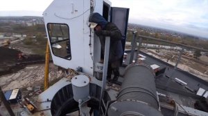 КАК РАЗБИРАЮТ БАШЕННЫЙ КРАН. Полный обзор демонтажа крана.