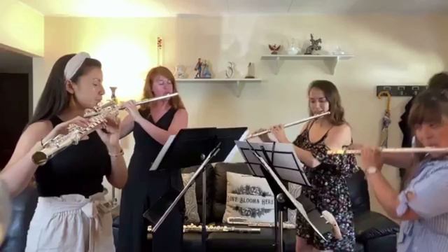 Music Box, BETA Quartet смотреть онлайн