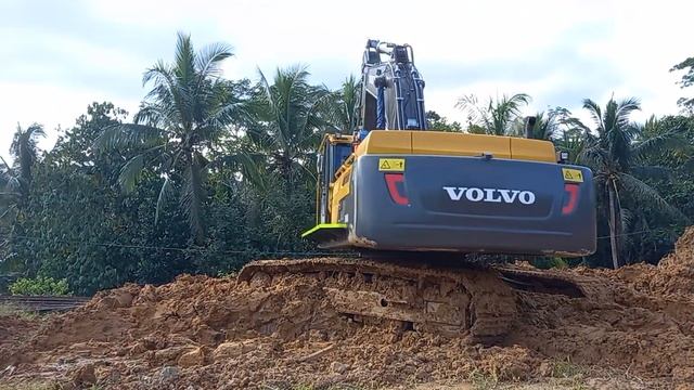 Excavator Volvo 480