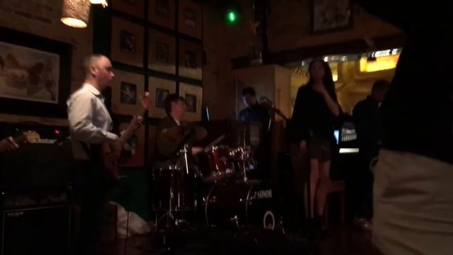 Jam Session в ресторане "7 Пятниц" (Summertime) смотреть онлайн