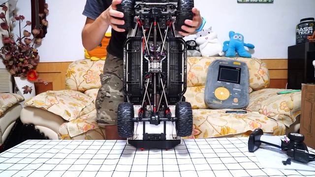 Double Eagle  Land Rover Improved Defender D110  Pickup Unboxing