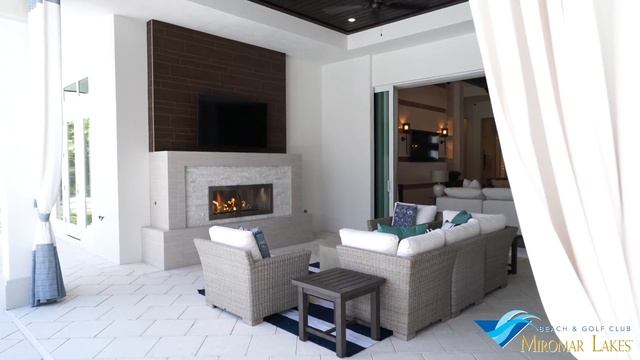 The La Mora by DIVCO at Miromar Lakes смотреть онлайн