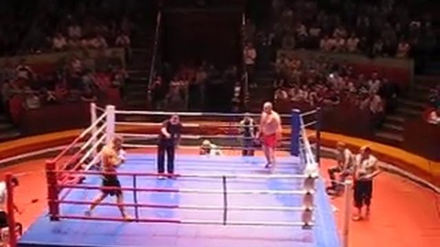 Минаков г. Брянск 29.06.2011 года .Бои по версии М-1 смотреть онлайн