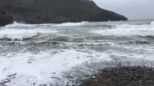 Slow Motion IPad Pro 9.7: Mediterranean Sea (3) смотреть онлайн