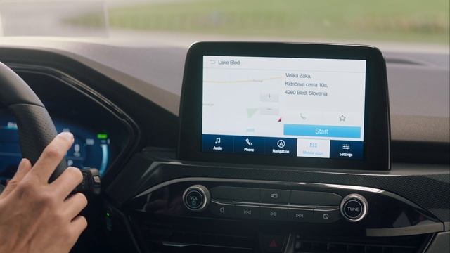 Ford Kuga guided vehicle walk-around | Ford UK смотреть онлайн