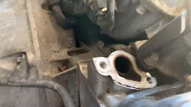 EGR Replacement | 98 Mercedes-Benz CLK 320 смотреть онлайн