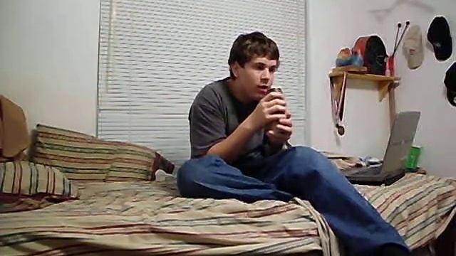 MY FIRST EVER MoNsTeR ENERGY drink THE LoCA MOCA смотреть онлайн