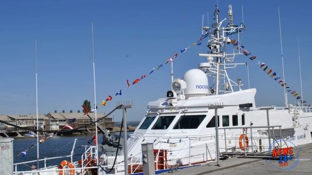 Катер типа «Ламантин» в речном исполнении поступил на службу береговой охраны смотреть онлайн