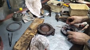 Снятие правой бортовой. Замена сальников. Качество запчастей.