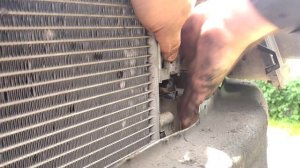 Мой Дастер. Замена конденсатора кондиционера. Пробег 370 тыс. км.