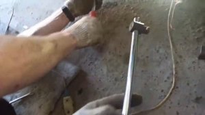 Хотели менять стойки амортизаторов на Шкода Рапид,а поменяли стойку стабилизатора!)))