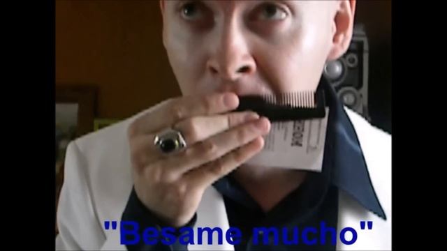 Максим Сафиулин - Расческа+газета - музыкальный инструмент! Игра на расческе смотреть онлайн