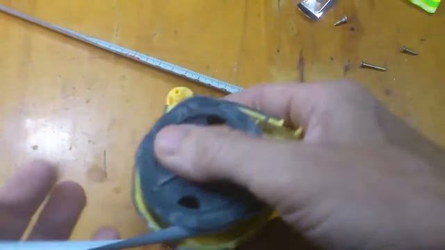 Разобрал рулетку измерительную