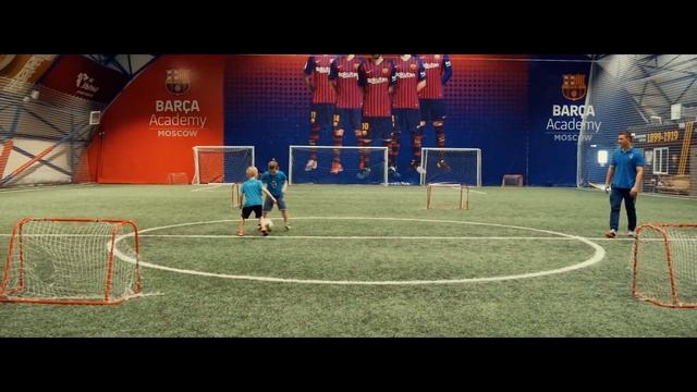 Как научить ребенка обыгрывать один в один? Розыгрыш двух абонементов на занятия ФК "Мяч" смотреть онлайн