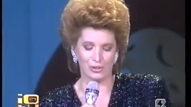 Iva Zanicchi - Medley canzoni natalizie (Live da Ok il prezzo 1987) смотреть онлайн