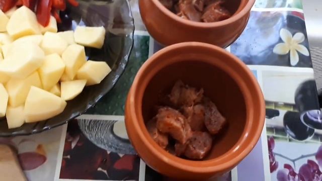 Тестирую посуду из магазина Магнит! Сковорода блинная, глиняные горшочки. #сковорода#посуда#горшочк смотреть онлайн